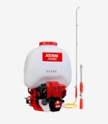 Milyen védőfelszerelés szükséges a benzines kerti szerszámok használatához?